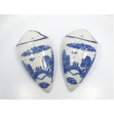 Vintage Pair of Blue & White Willow Oriental Scene Wall Pockets   332522542077